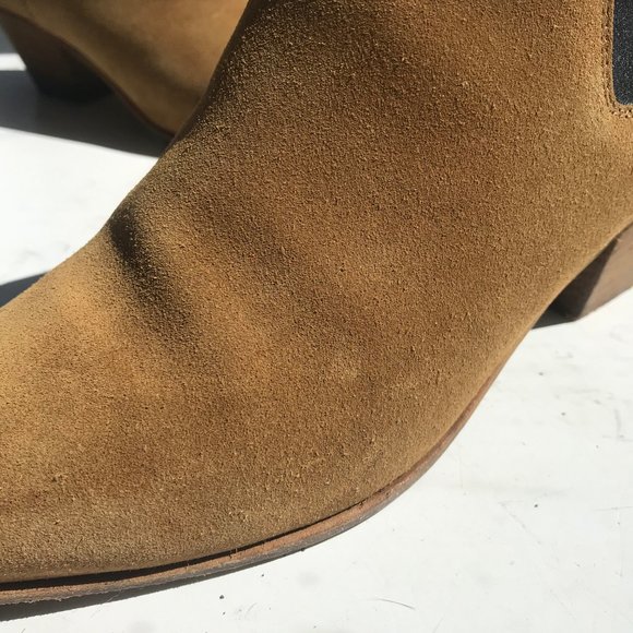 Saint Laurent Camel Suede Chelsea Ankle Boots - Picture 8 of 8